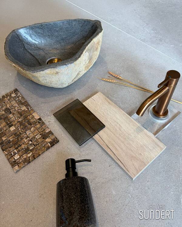 Stijlvolle Badkamer met Natuurlijke Materialen